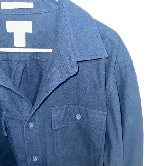 L.L. Bean Navy Chamois Cloth Shirt - traditional fit - Picture 5 of 6